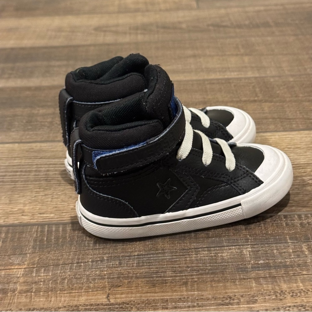 Converse All Star Chuck Taylors Leather High Top Black Shoes Toddler 7 - Picture 2 of 11